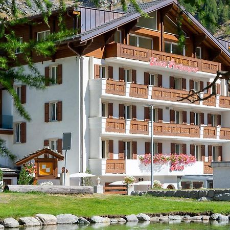 Hotel Portjengrat Saas-Almagell Exterior photo