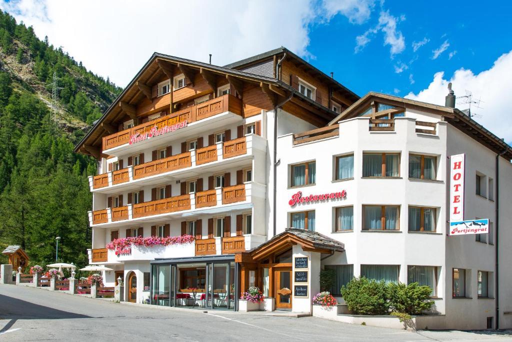 Hotel Portjengrat Saas-Almagell Exterior photo